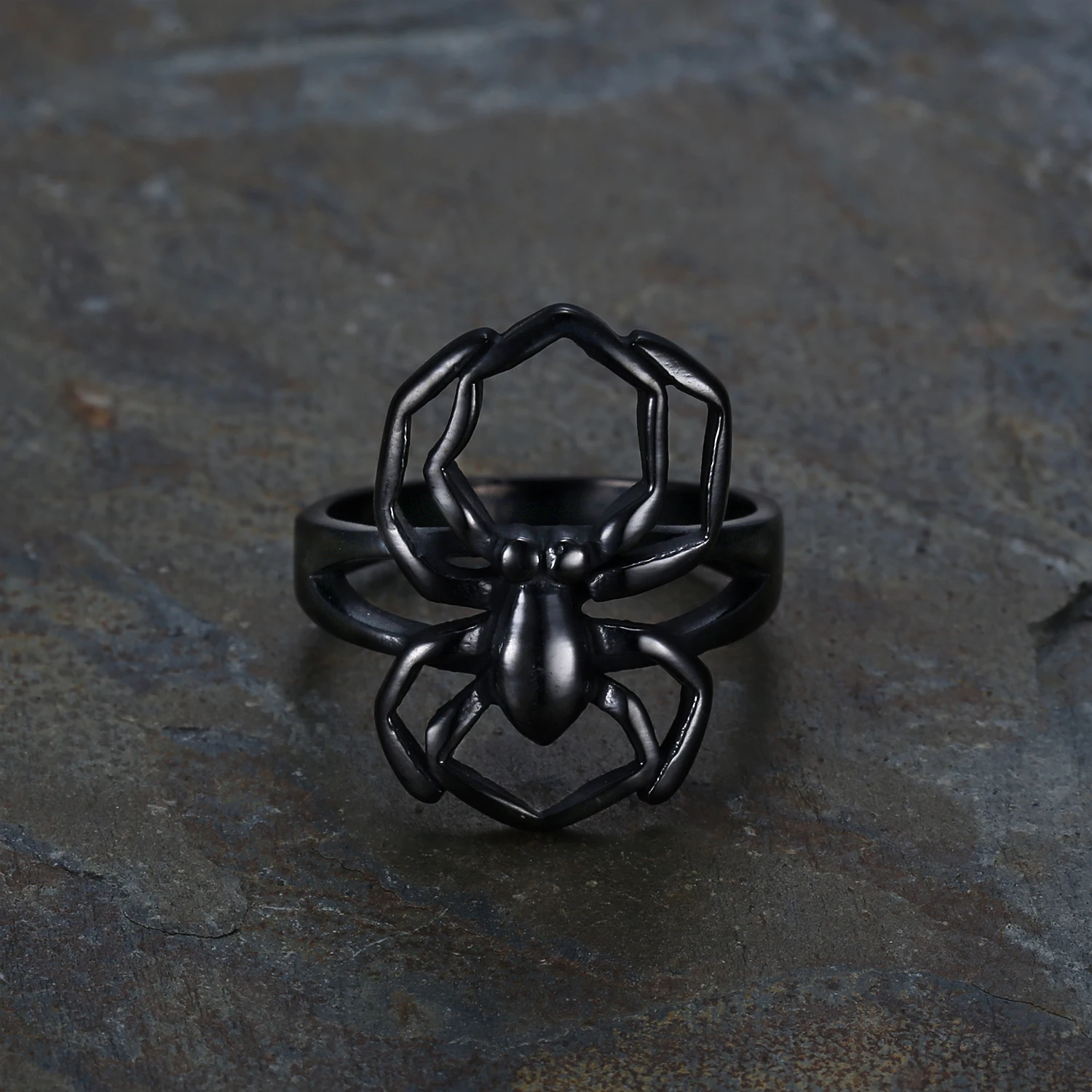 Black Halloween Simulated Spider Finger Ring Titanium steel Gothic Animal insect Ring for Women Men Joke Jewelry