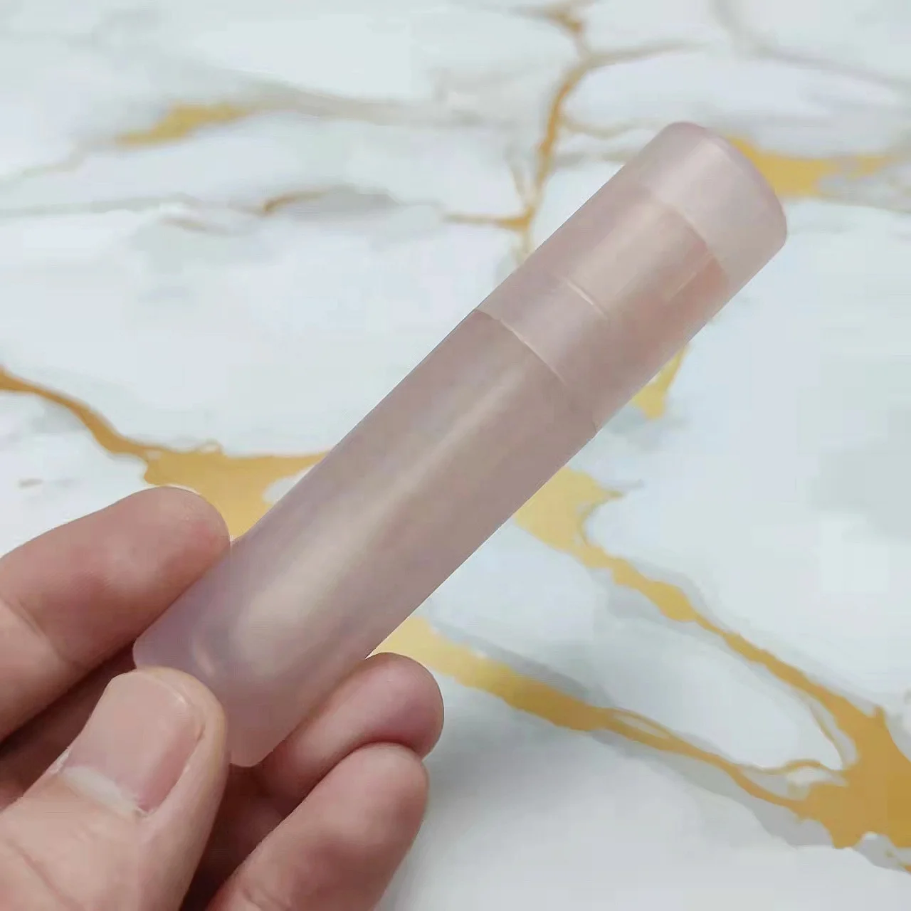 In Stock Color Lip Gloss Tubes Empty Round Liquid Lipstick Packaging Lipgloss Tubes Big Wand Custom Logo