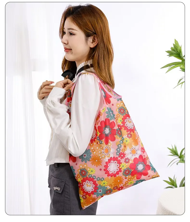 Hot Sale Folding Shopping Bag Eco-friendly Supermarket Tote Bags Portable Cartoon Animal Strawberry Printing Grocery Bag