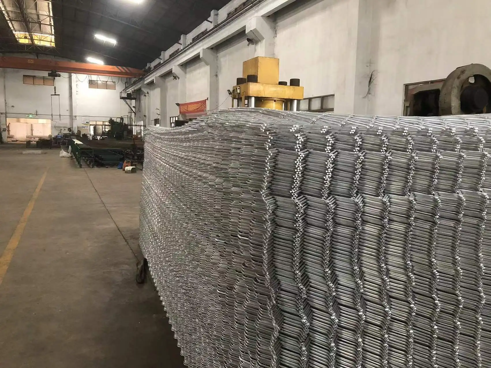 Wholesale Decorative Sheet Air Filter Diamond Hole Flat Aluminum Expanded Metal Mesh