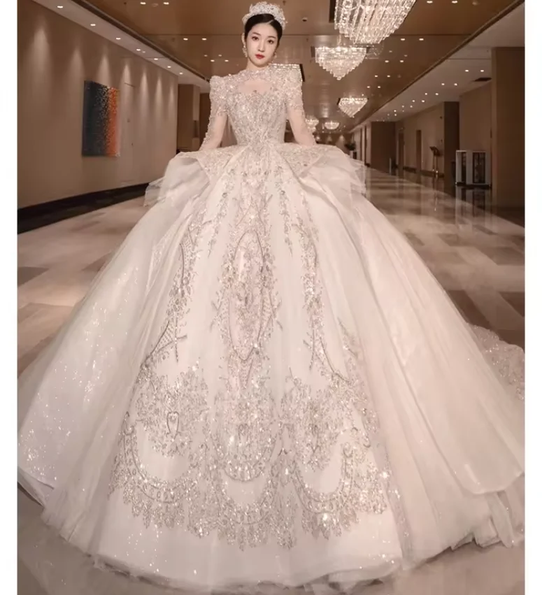 Wedding dress 2024 new bride main yarn trailing heavy handmade style high-end retro long-sleeved large size pregnant
