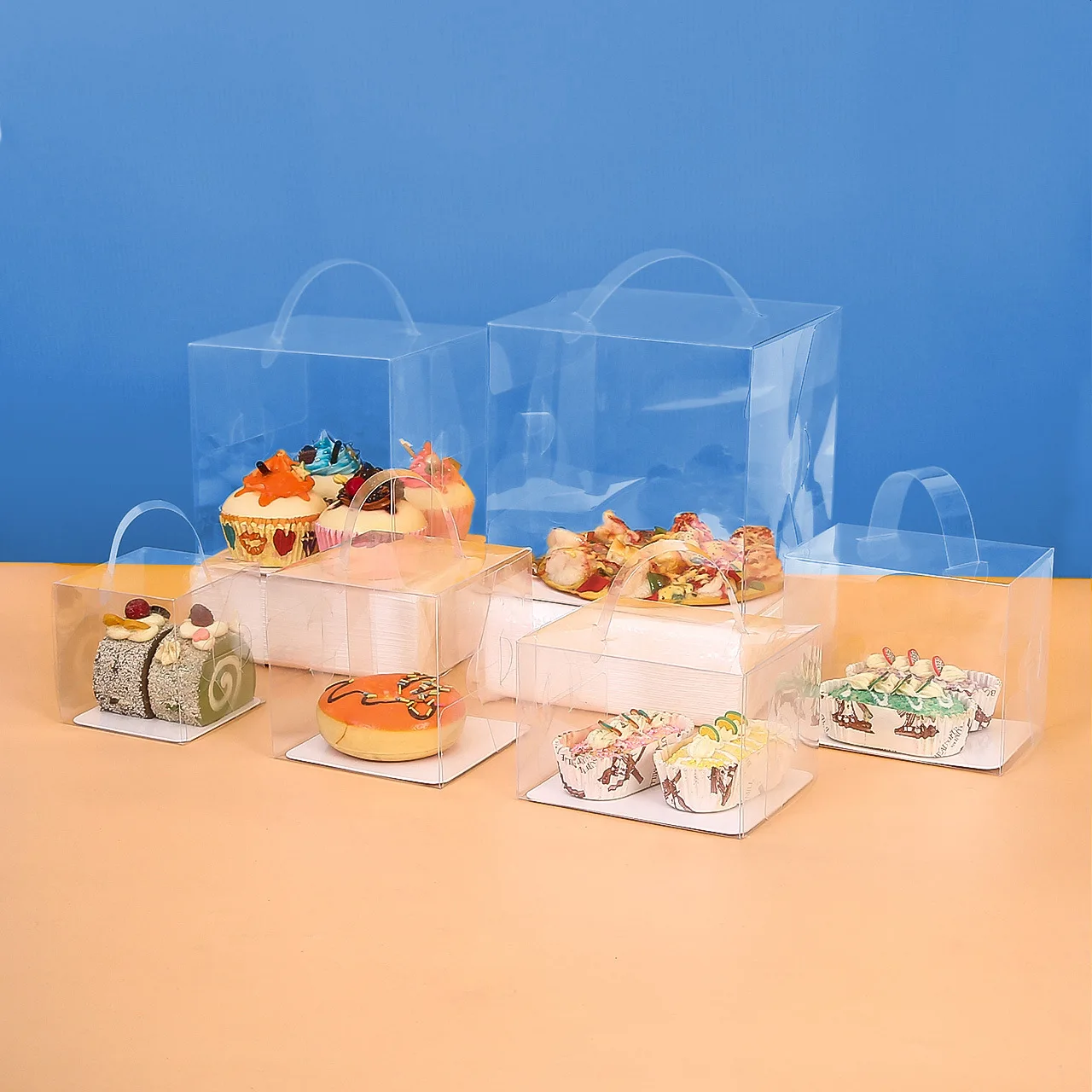 Small size clear plastic PET cake box with board and handle
