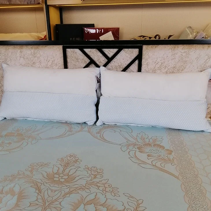 All seasons use New design Comfytouch hot sale cooling goose down fiber fill sleeping pillow for couples