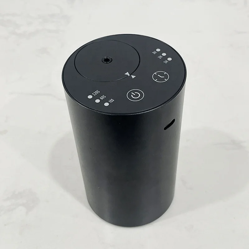 2024 Best metal shell car air fresheners Waterless Cordless Essential Oil Essential Oil Ultrasonic Atomizer car aroma diffuser