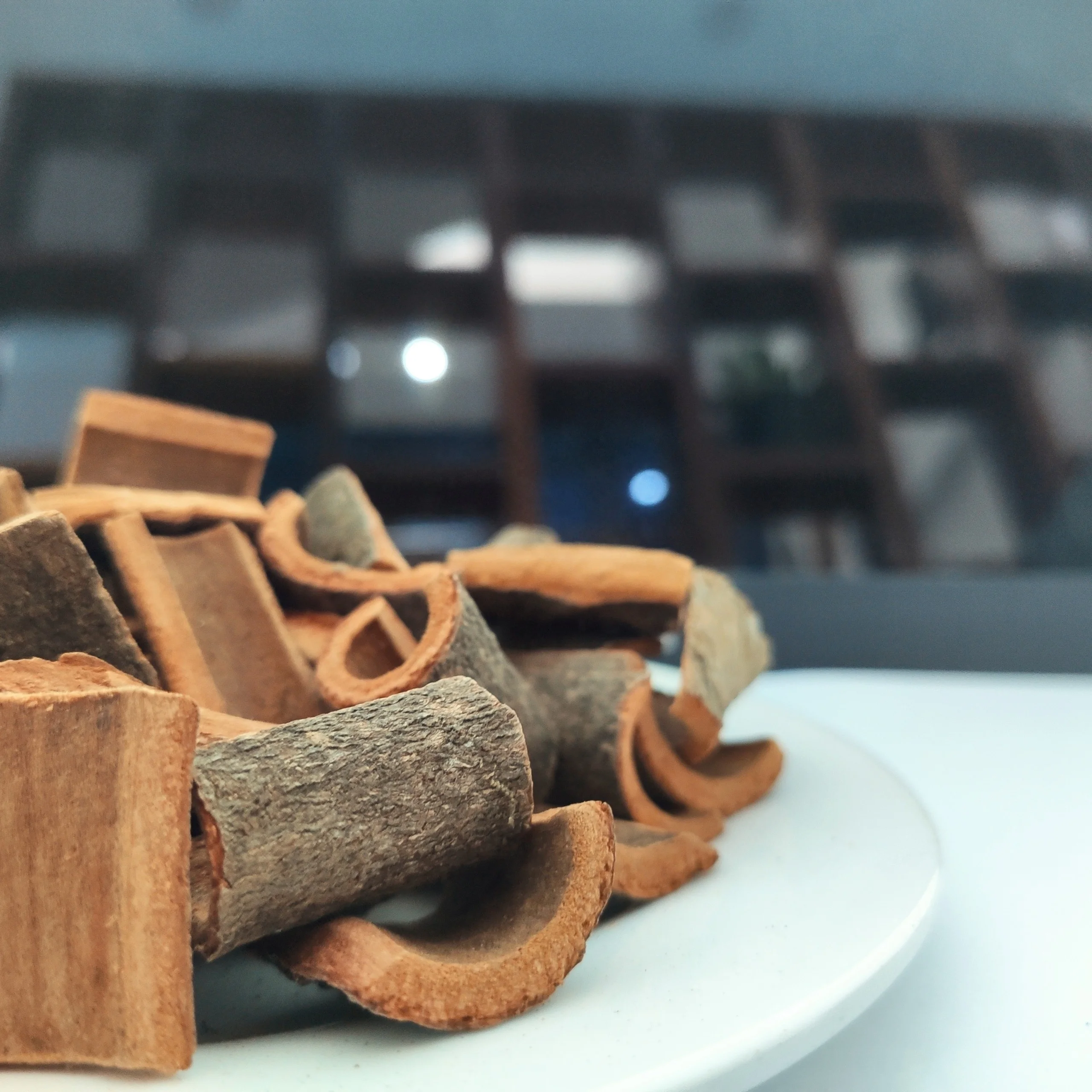 Single Spices Natural & Organic Vietnam Chakke Square Cut (cinnamon cassia square cut)