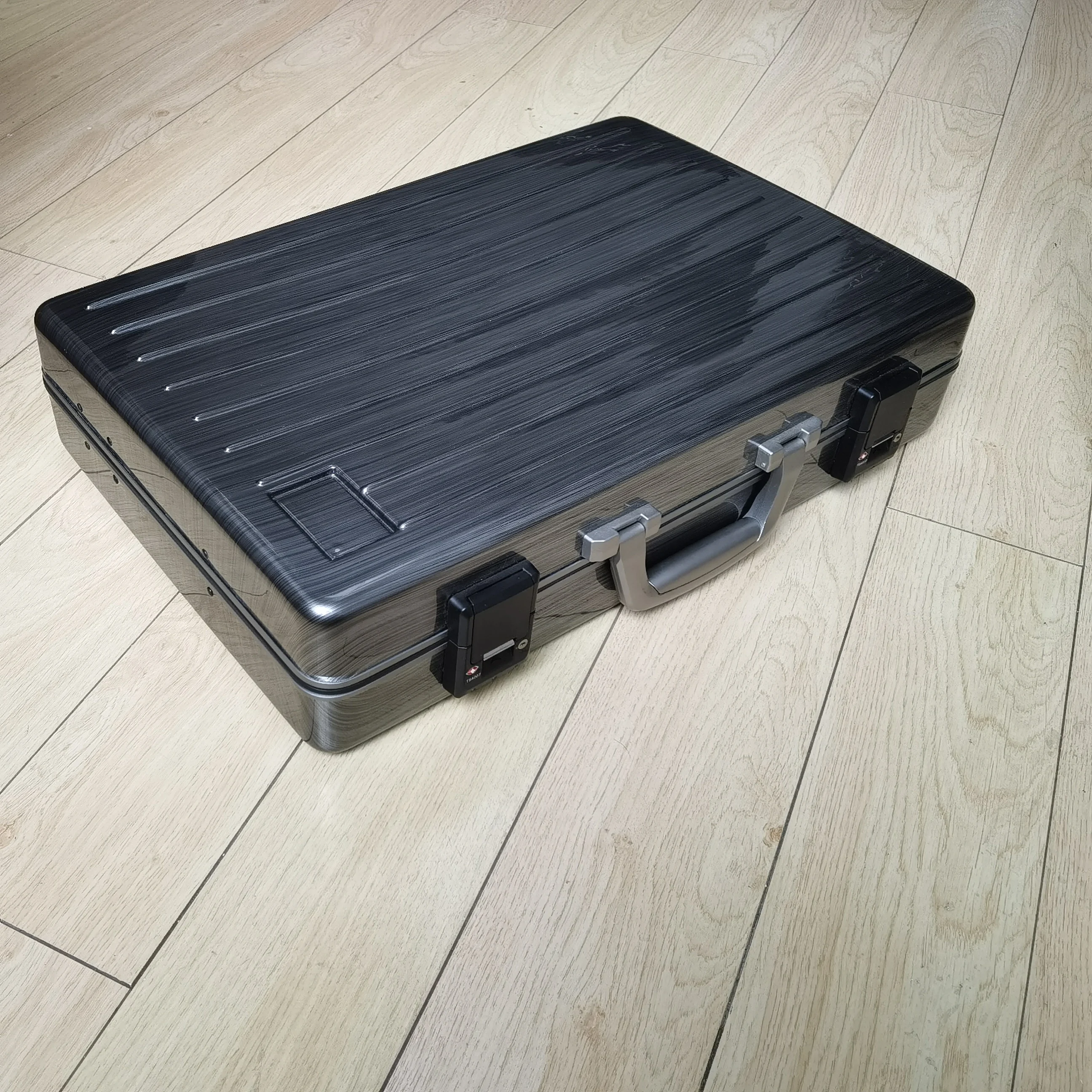 Silver grey custom high quality Plastic carrying brief case with number locks