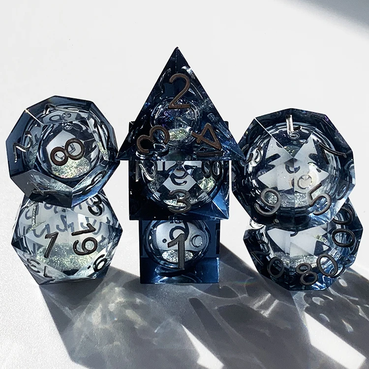 Special New Style Sharp Edge Liquid Core Heart Dice Set Dnd Role Playing Bar Party Board Game Dungeons And Dragons Game Dice