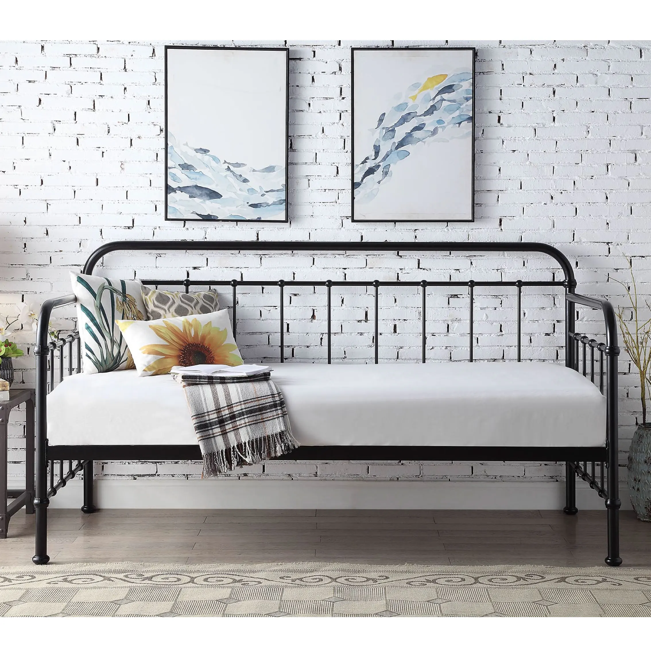 Good quality  Modern bedroom daybed simple design Black white Customized size Metal Couch Sofa bed Day bed with trundle