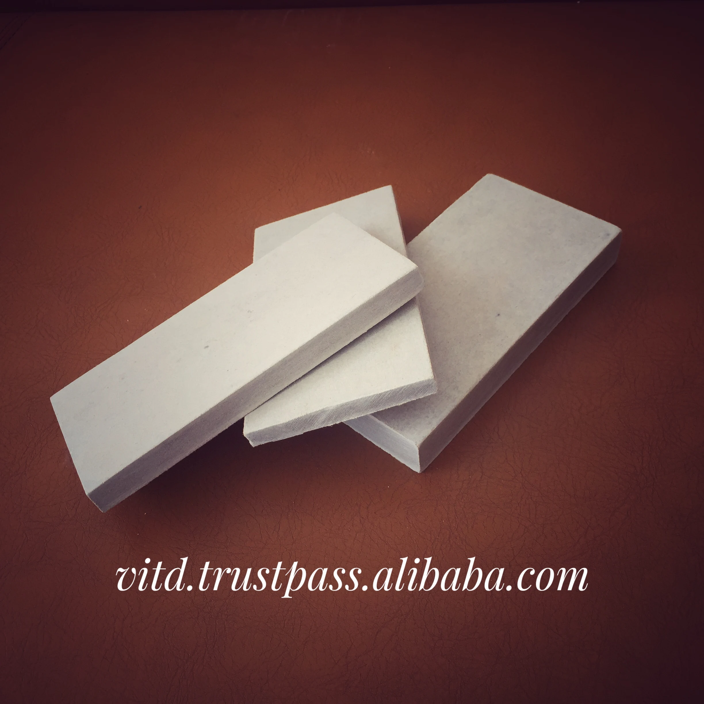 SPECIAL GRADE CELLULOSE REINFORCED FIBER CEMENT AUTOCLAVED CEILING BOARD