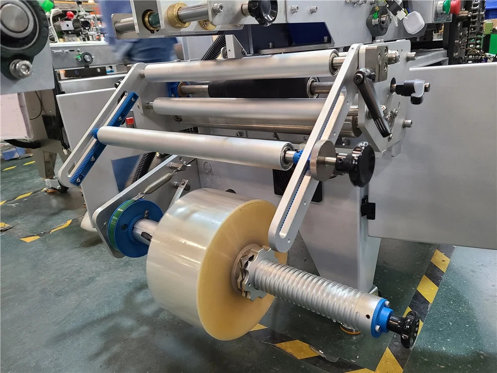 Bouffant-cap disposable slippers packing machine toothbrush agarbatti packaging machinery for hotel amenities