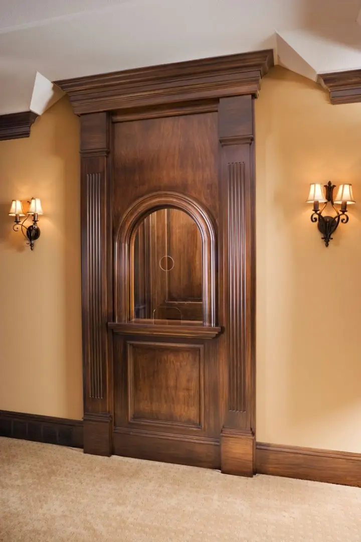 High Quality Cheap Solid Wooden Double Door Elegant Carvings Luxury Homes Fices Wooden Door