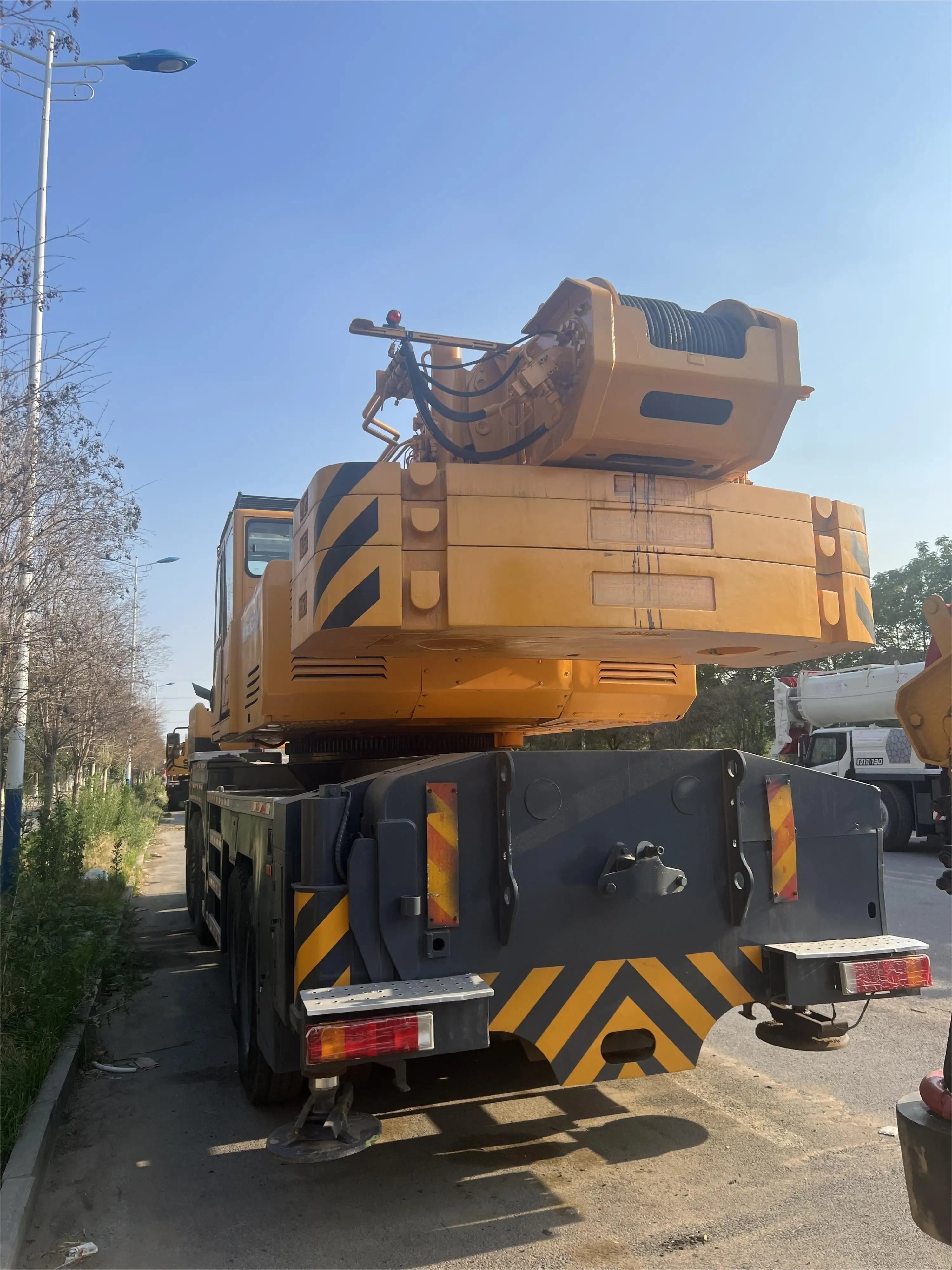X 80 ton XCT80  boom truck cranes sale