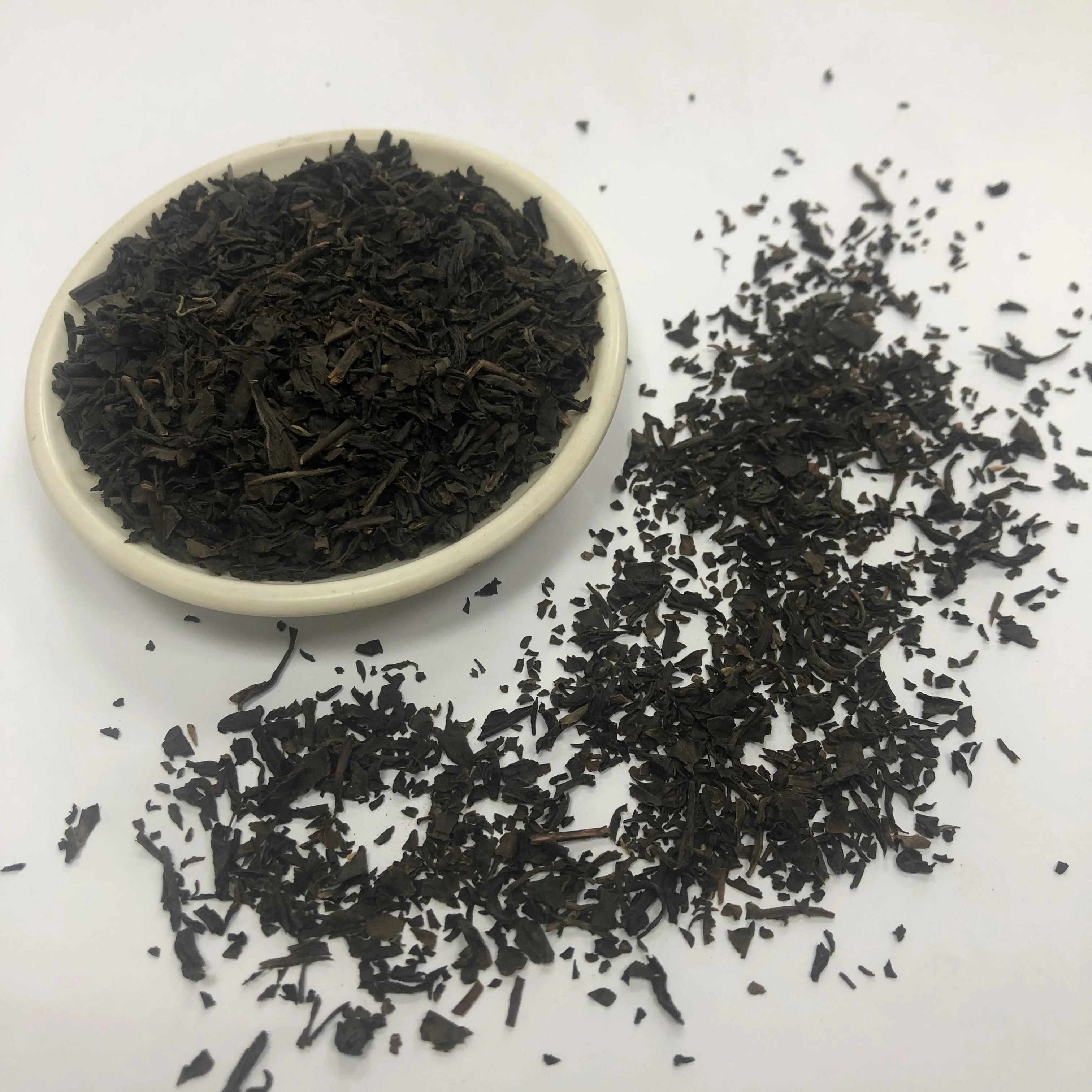 Yunnan black OP chinese black tea with high quality and factory price base tea for blending black tea