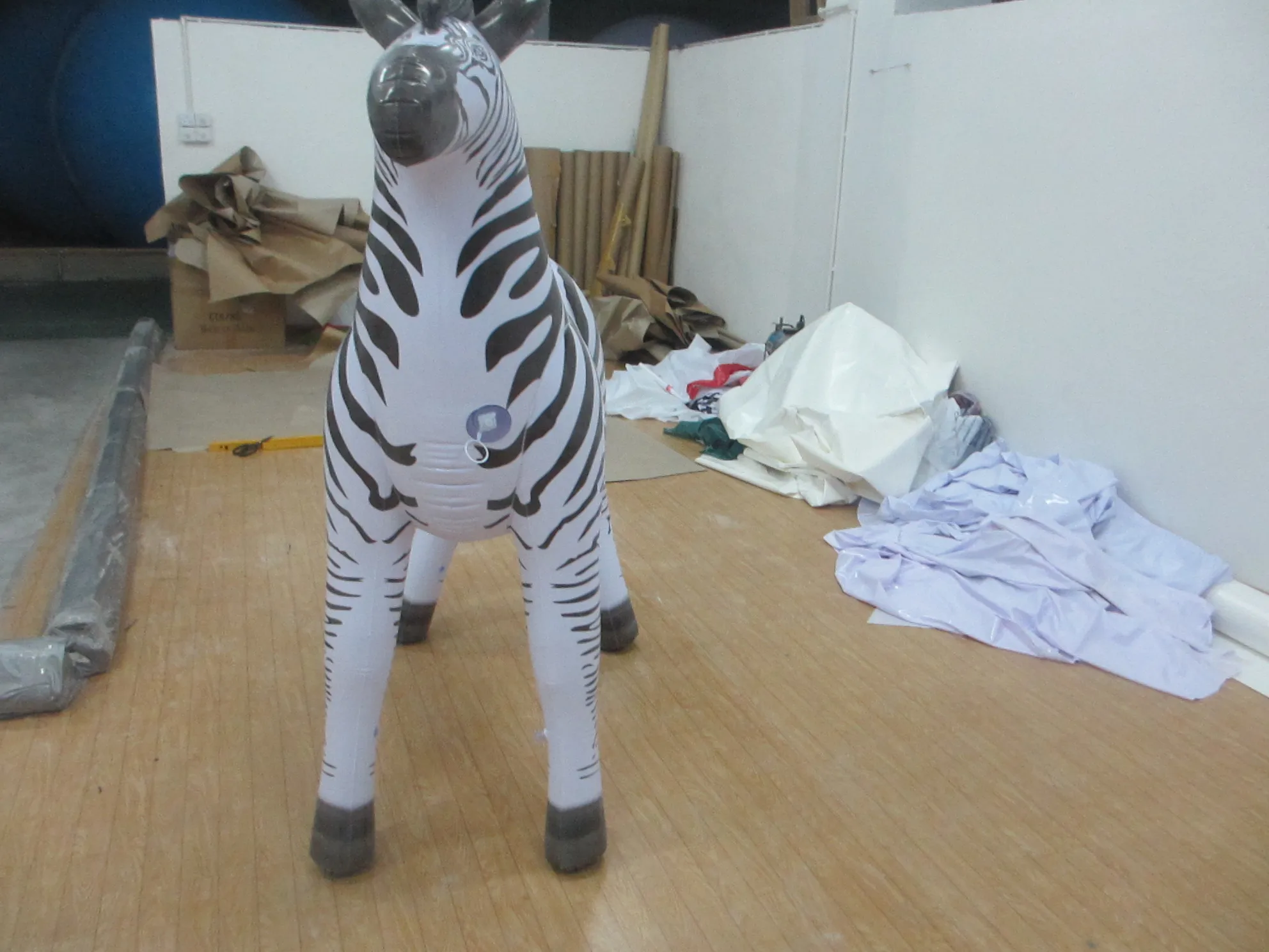 High quality Inflable zebra toy cartoon animal party simulate wild animal PVC stripes Inflable zebra