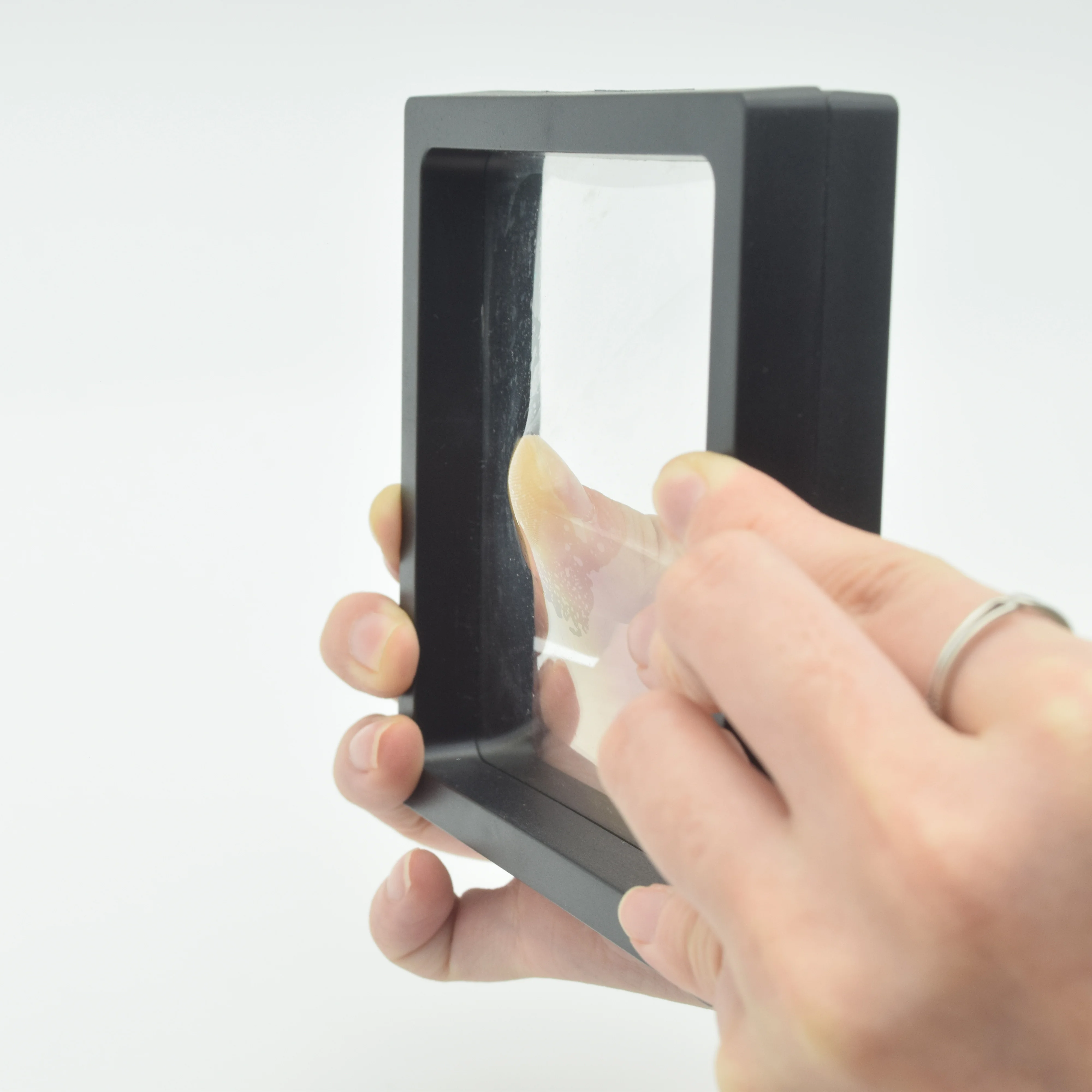 Hinged membrane case 3d floating frame packaging box case suspension jewelry display