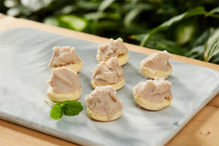 Taiwanese Fruit Puree Good Flavor Instant Organic Taro Puree Sweet Topping Bakery Ingredient 300g For Sale