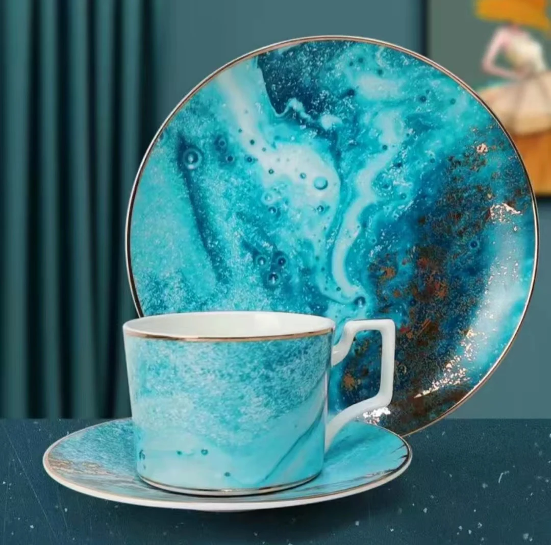 Wholesale Custom Advanced Bone China Tableware Set Sustainable Ceramic Cup and Plate Dish Combination for Food Use