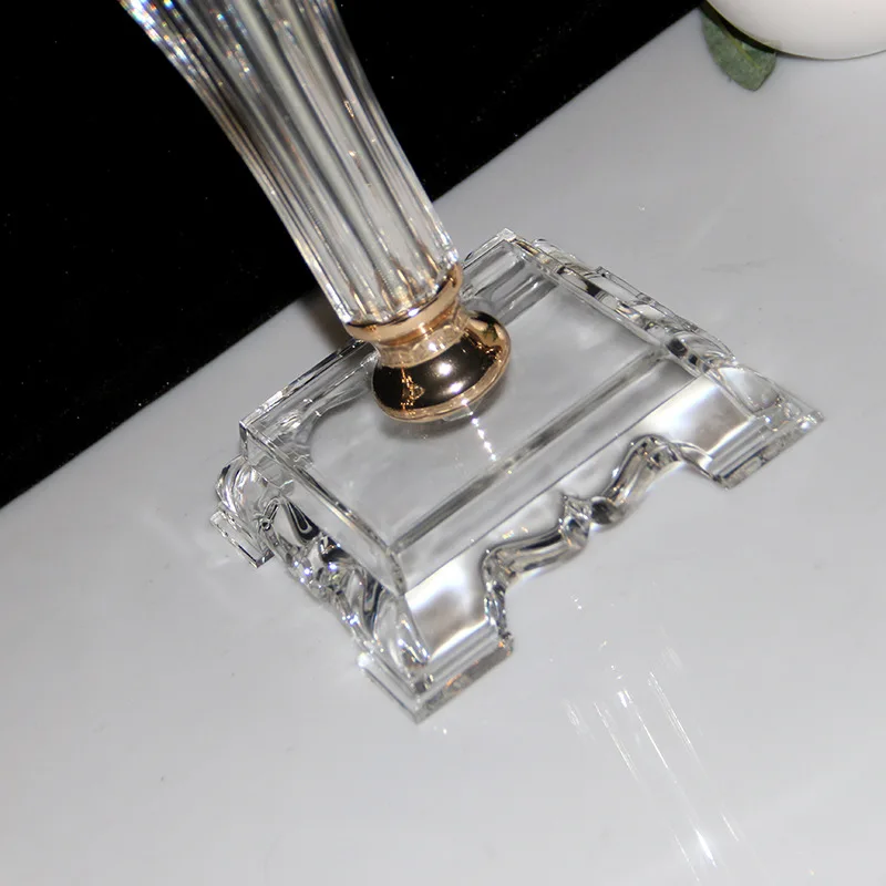 wedding crystal centerpieces metal flower chandeliers acrylic flower stand table centerpiece aisle road lead