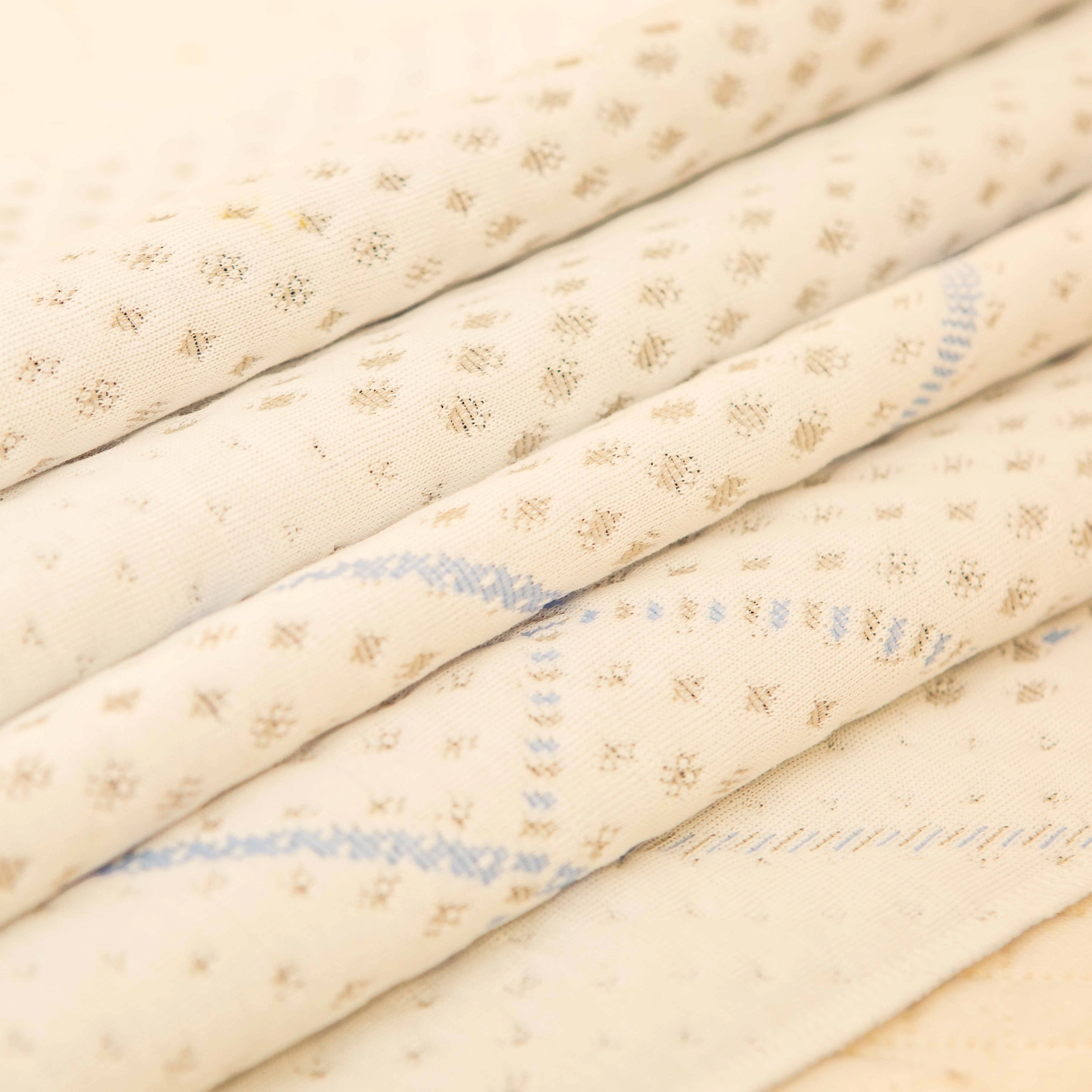 100 polyester lightweight breathable  jacquard knitting mattress fabric for furniture/sofa/mattress cover