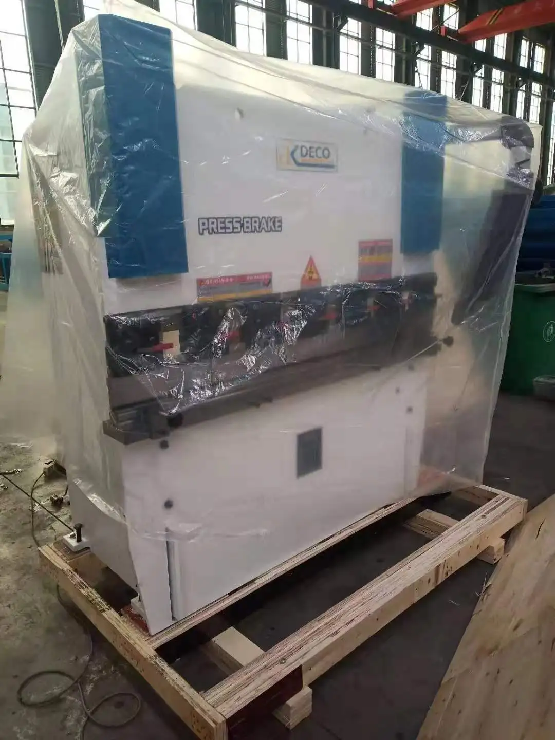 WC67Y 30 tons or 40T 1600mm hydraulic metal plate press brake machine with cnc or nc controller for sale