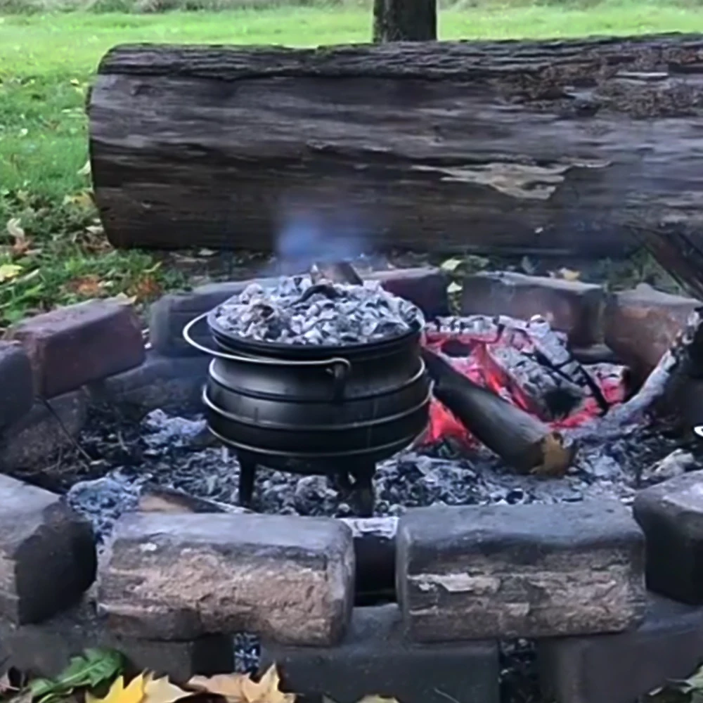 Cookercool Cast Iron Pre-Seasoned Potjie African Pot With Lid
