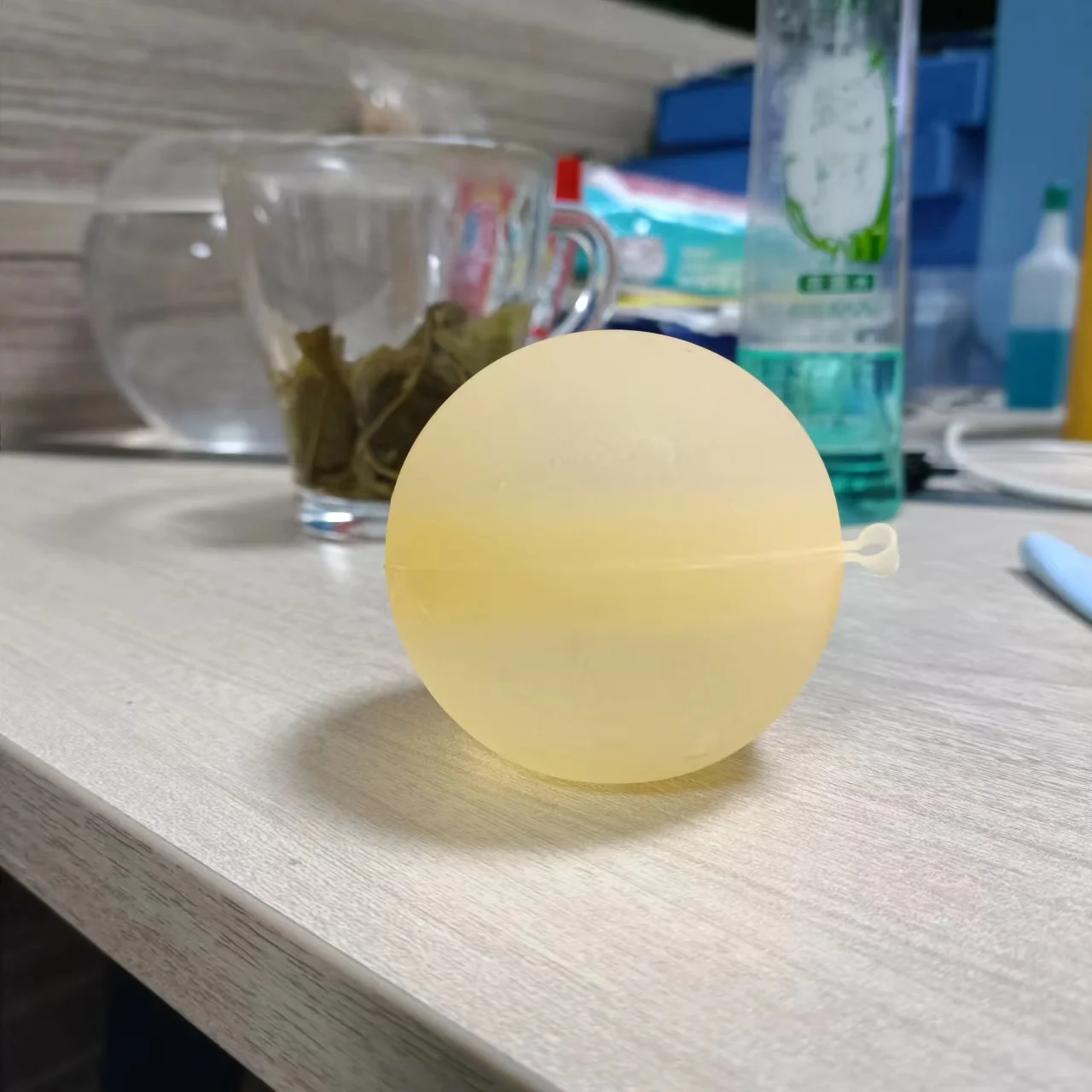 Wholesale silicone reusable water polo toys for children Kids water bomb splash ball  for water fighting