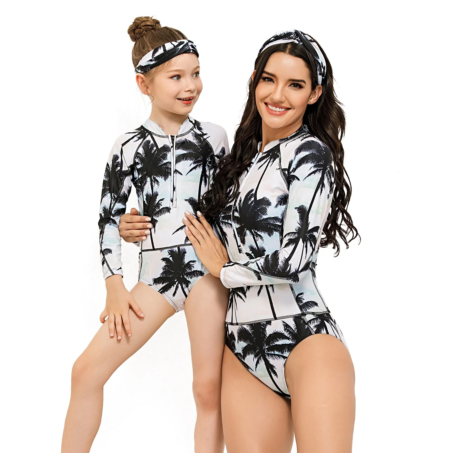
Matching Family Bathing Suits Mother Girl Bikini Swimsuit For Mom and Daughter Swimsuits Female Children Baby Kid Beach Swimwear 
