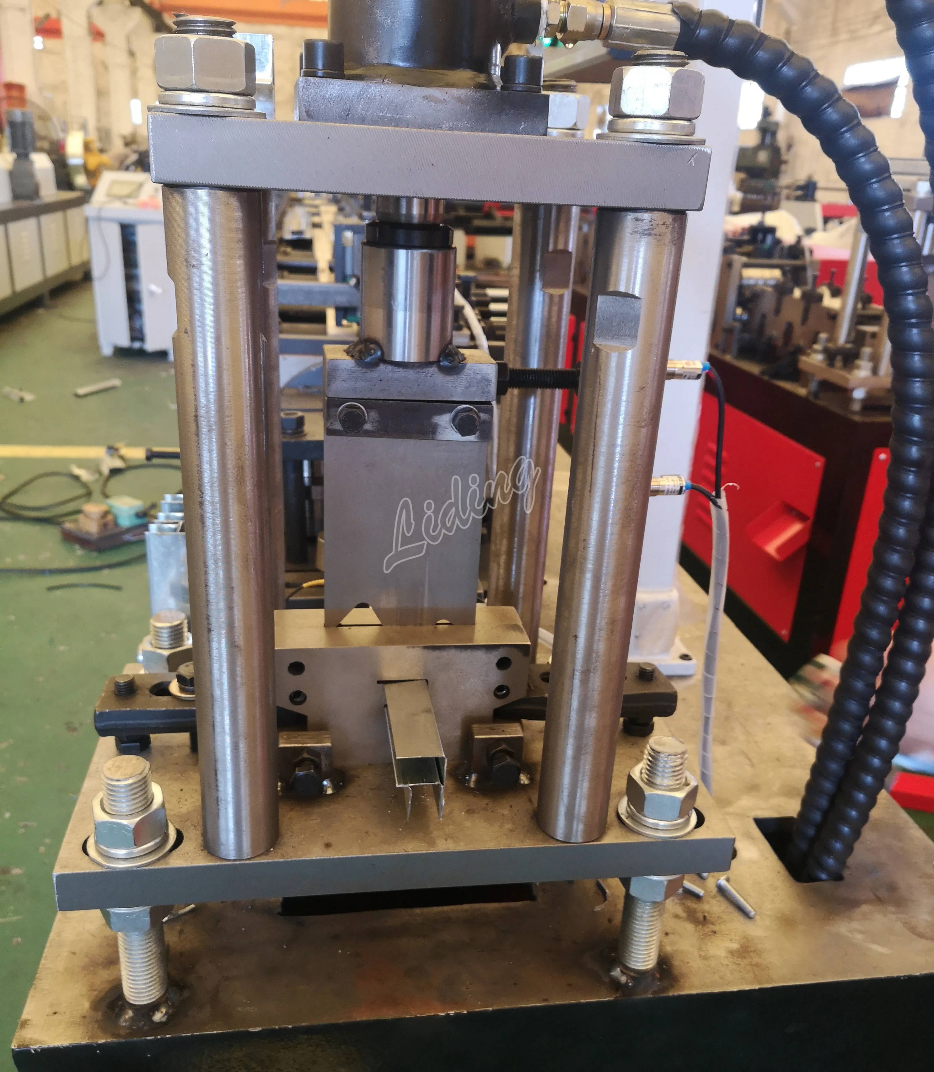 JIN-shaped forming building making machine equipment Metal Light Steel Keel  roll forming machine