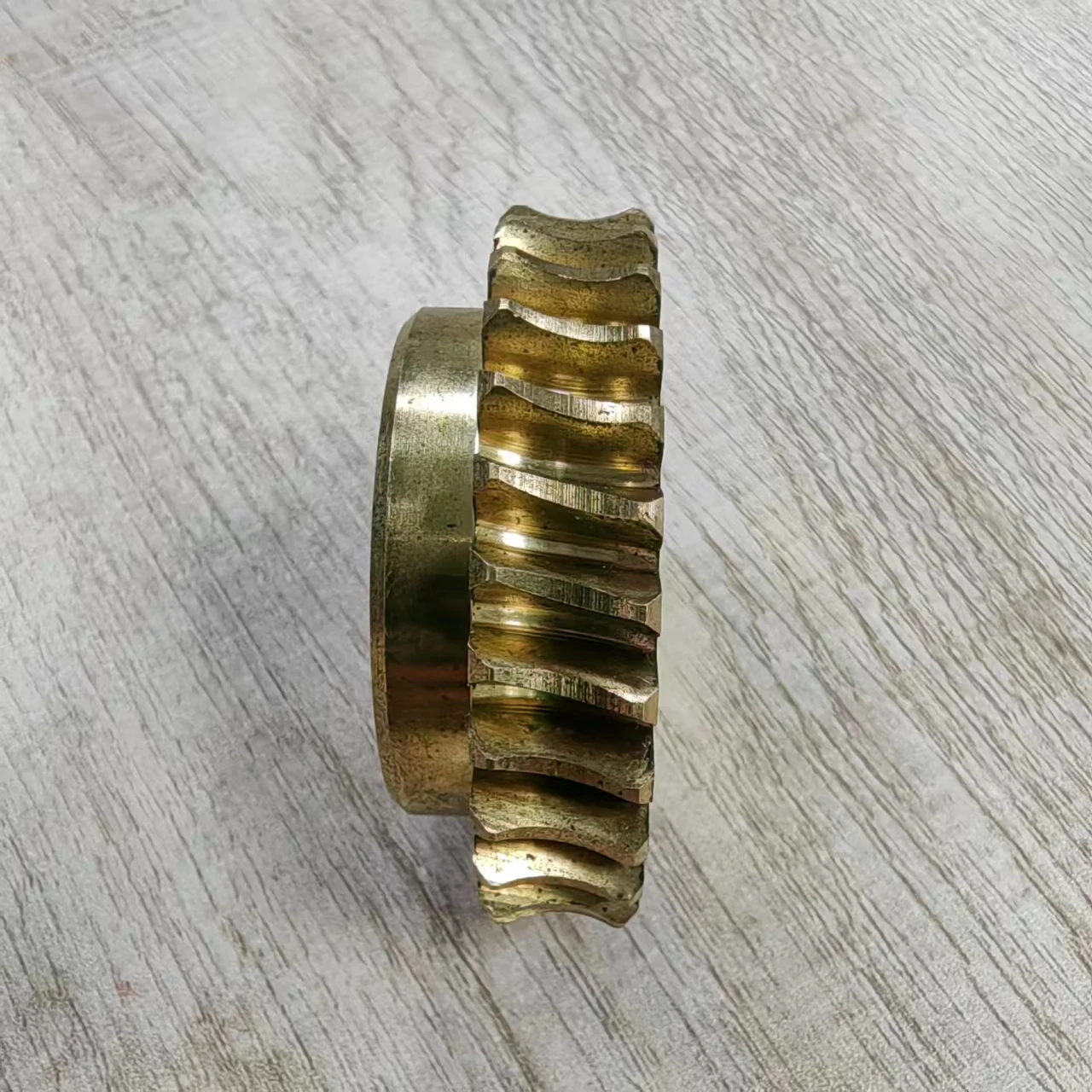 Xiamen ZHX Manufacturer Customer High precision Brass Worm Gear With ISO Certificates pin / gear/ lead screw manufacturing