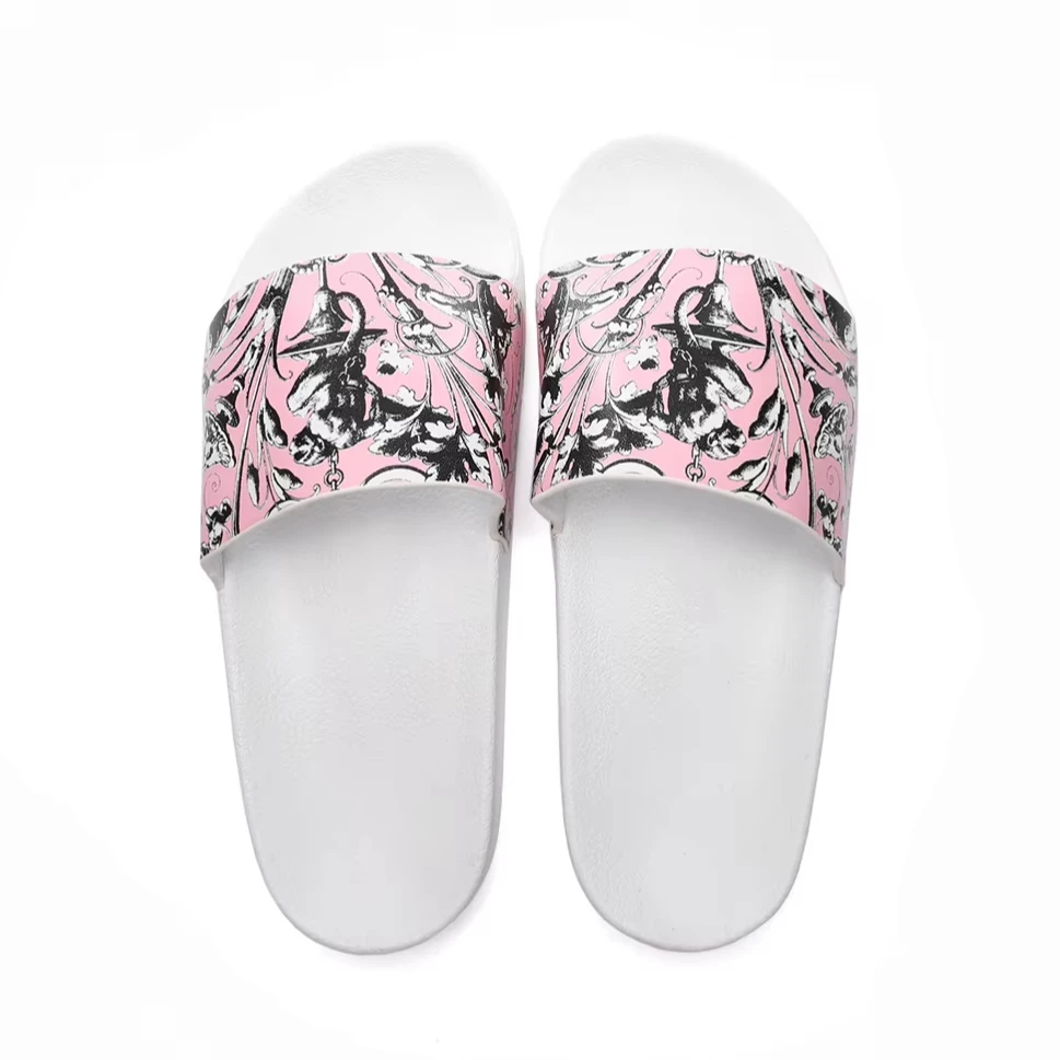 2024 Outdoor indoor Antiskid women slip-on sandals summer beach OEM slippers SPA shoes for women and men