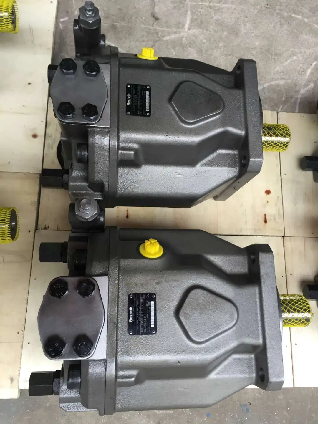 Axial Piston Brueninghaus Hydromatik A10VG18 A10VG28 A10VG45 A10VG63 Hydraulic Rexroth A10VG A10VG45DGDM1/10R-NSC10F023S pump
