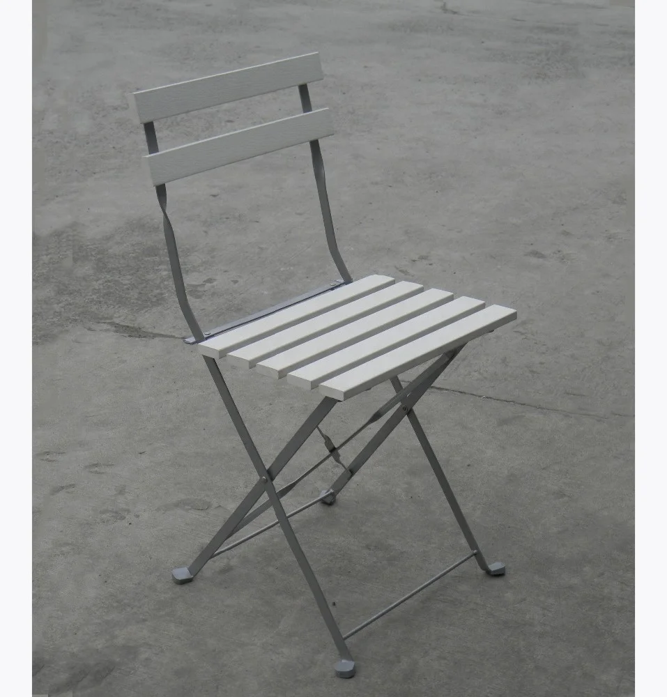 Белый складной железный стул из имитации дерева