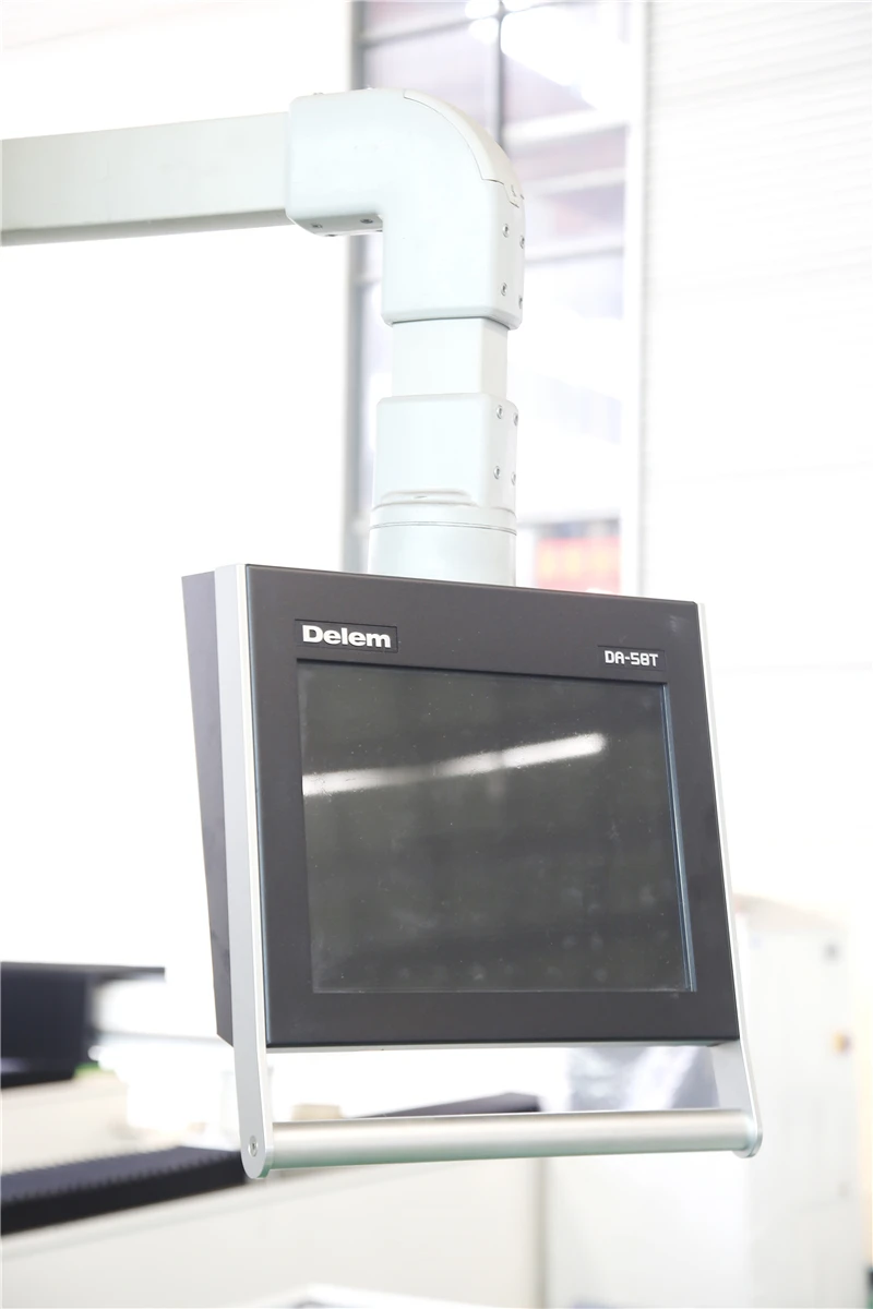 DA58T Control System CNC Press Brakes 130T 4000mm With 4 Axis CNC Press Brake