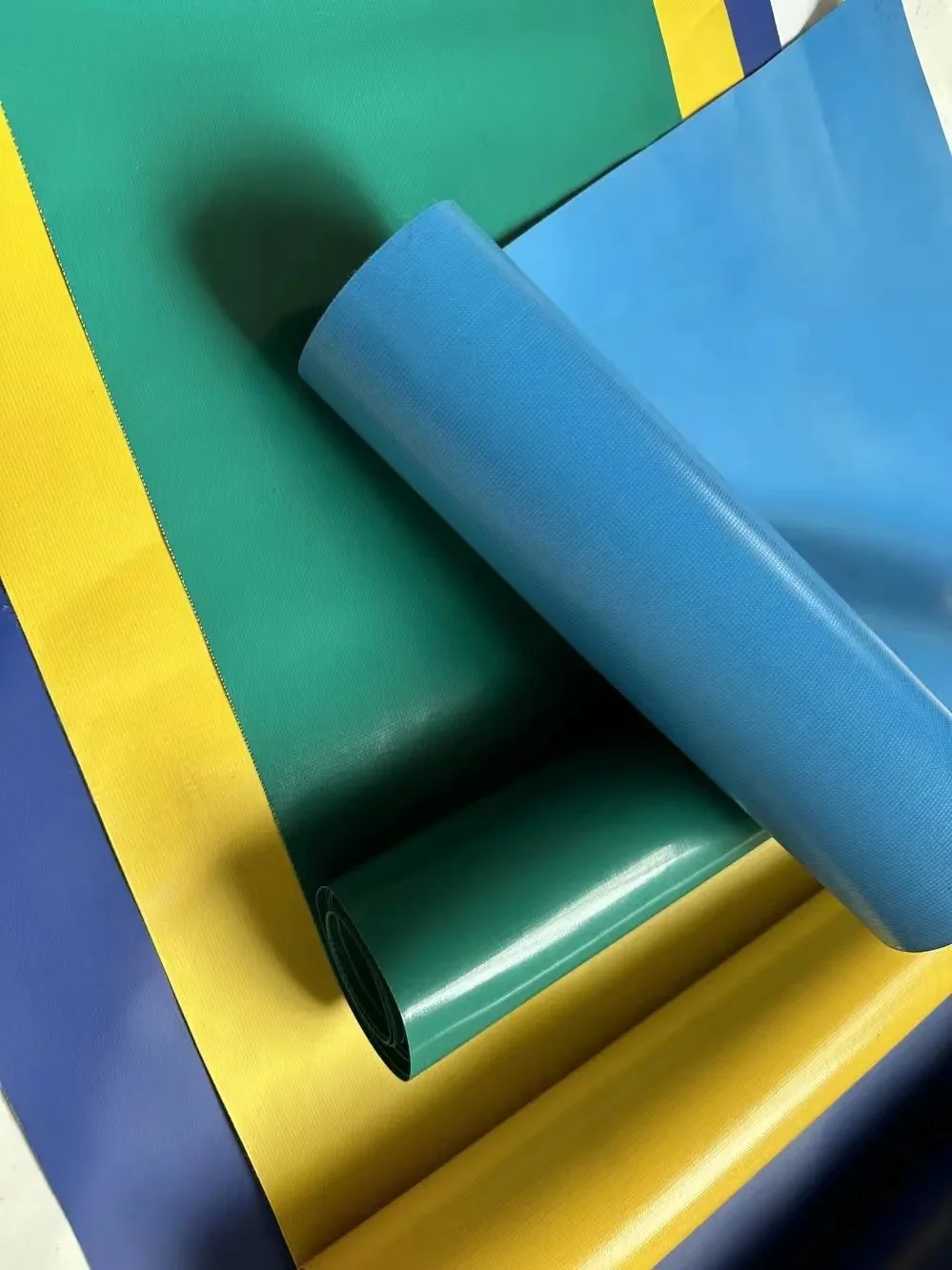 Waterproof Flame Retardant PVC Tarpaulin Vinyl Fabric Warp Knitted PVC Coating Plain Style Blackout Anti-UV Water Resistant Tent