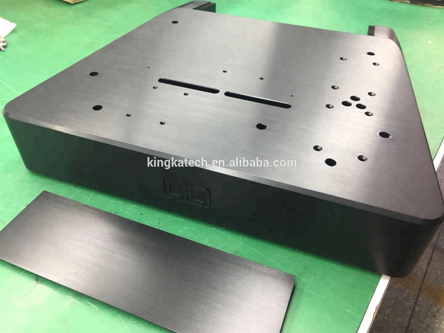 digital preamplifier controllers/audio amplifier