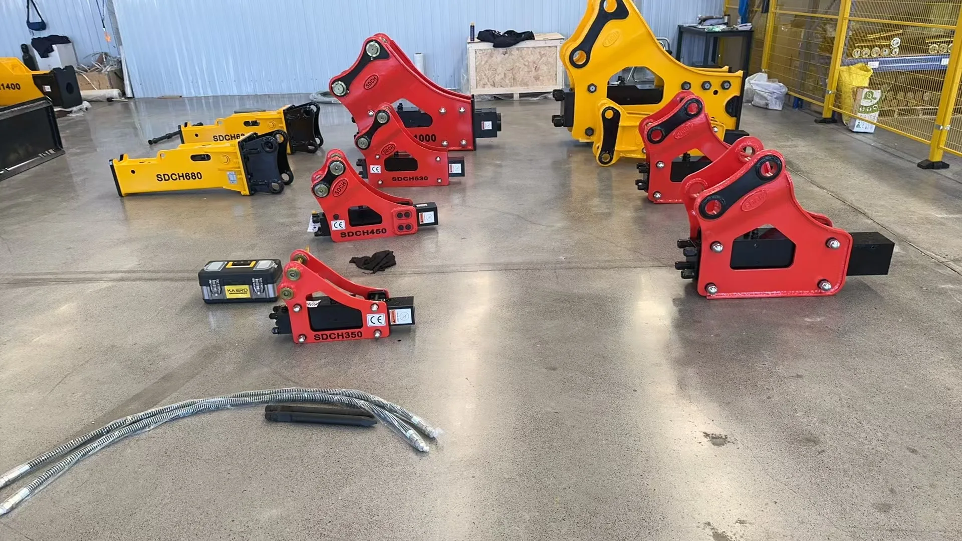 high quality SB81 side type hydraulic rock breaking hydraulic hammer for excavator