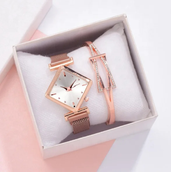 Customs logo Hot Sale Women Ladies Fashion Watch Mesh Band Saquare Diamond Quartz Wrist Bracelet Watches Gift Set Quartz Watches