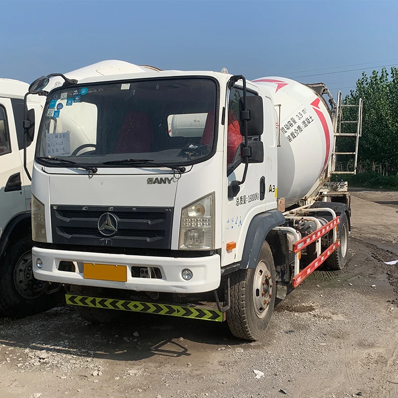 Bottom Price Uesd Flat Mouth Cement Mixer Truck Concrete Mixer Truck For Construction Sites