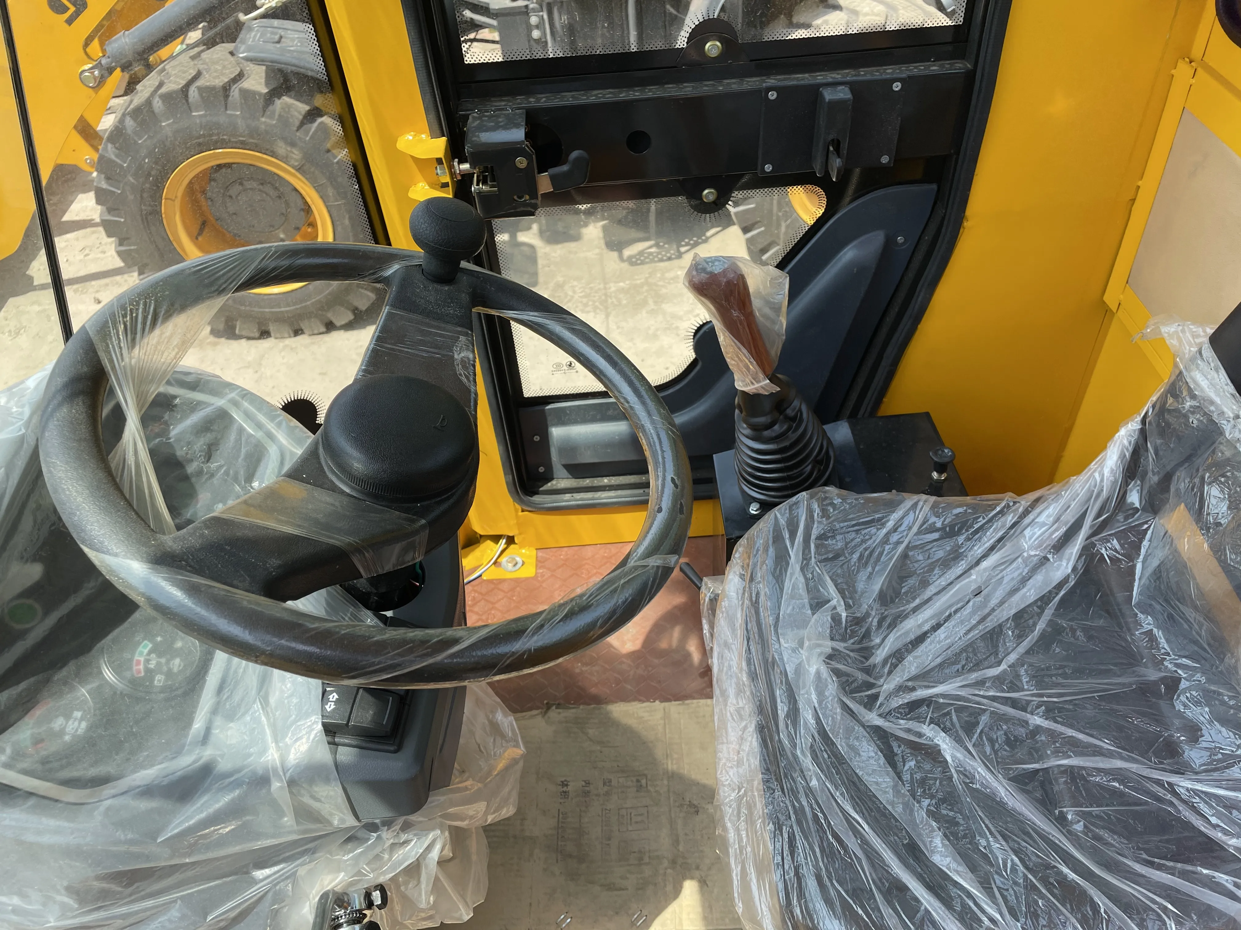 Second-hand Original Quality Earth-moving lachinery Cheap 920 wheel Loaders Available For sale/tractor front end loader