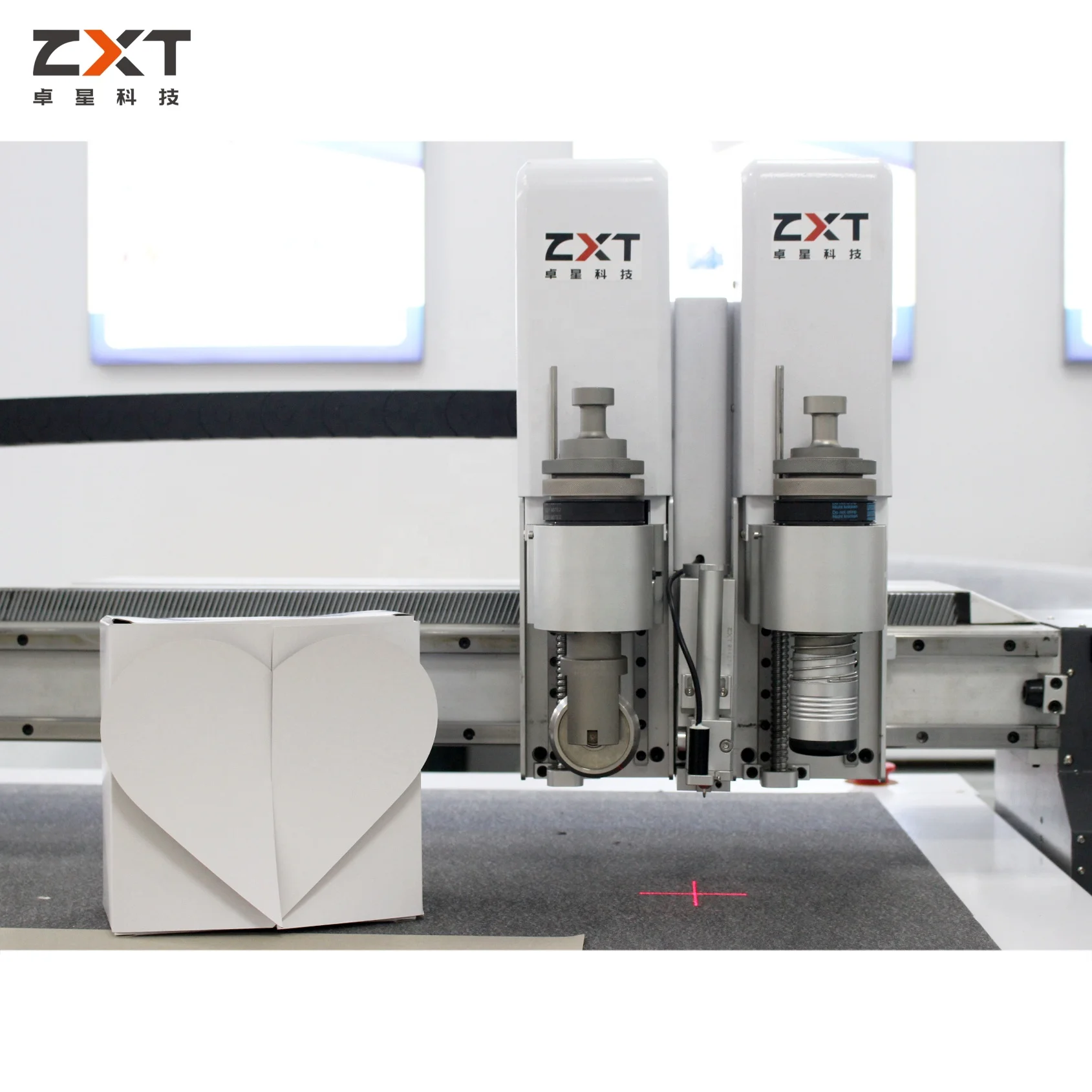 Digital Flat Bed Cutting Plotter CNC Automatic Corrugated Paper Car board Chipboard Sheet Carton Box Fast Accurate Cutter