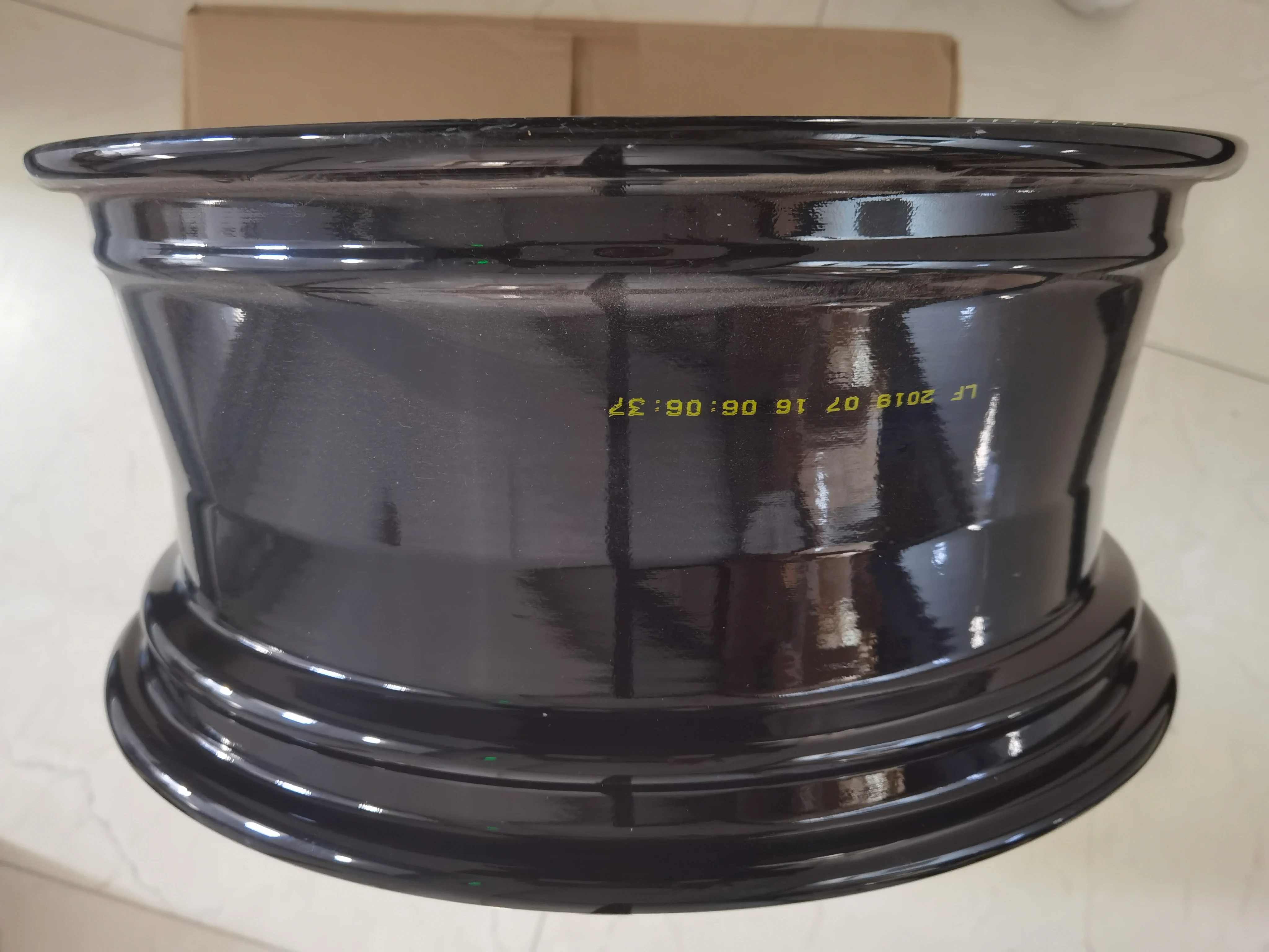 
Original factory brand new 18 inches wheel hub For Faw - volkswagen 19 20 new Sagitar flagship 
