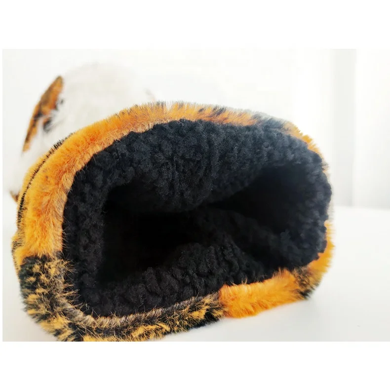 Life-like soft novelty golf club covers Fits fairway woods hybrids and putter Golf Driver Tiger Animal Golf Driver Head covers