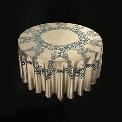 Classic Floral Scrolls Tablecloth with Buttercup leaves Damascus veins Paisley Kashmir Pattern