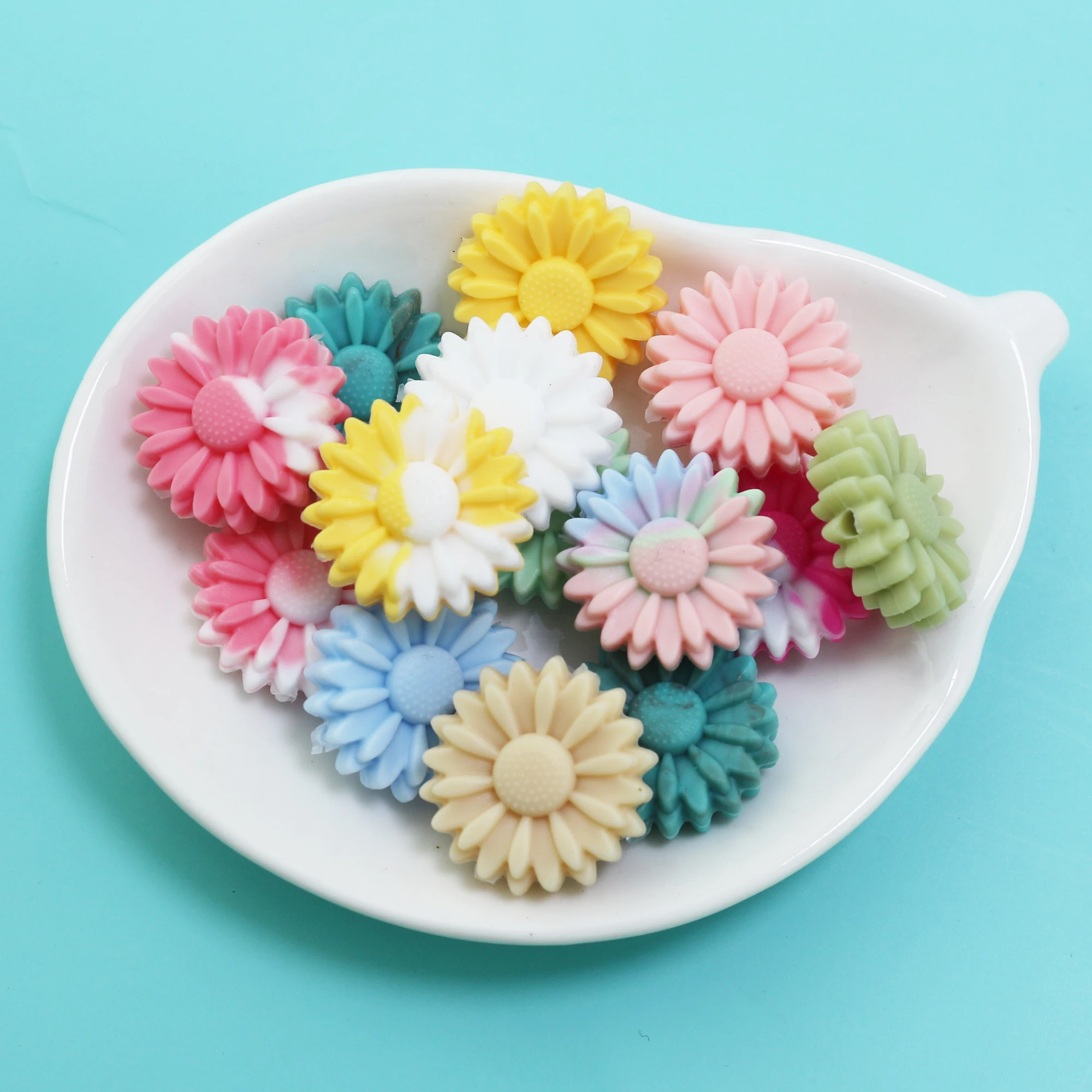 Hot Sale Food Grade Soft Luminous Shine Beads Glow In The Dark Sunflower Shape Loose Daisy Silicone Bead