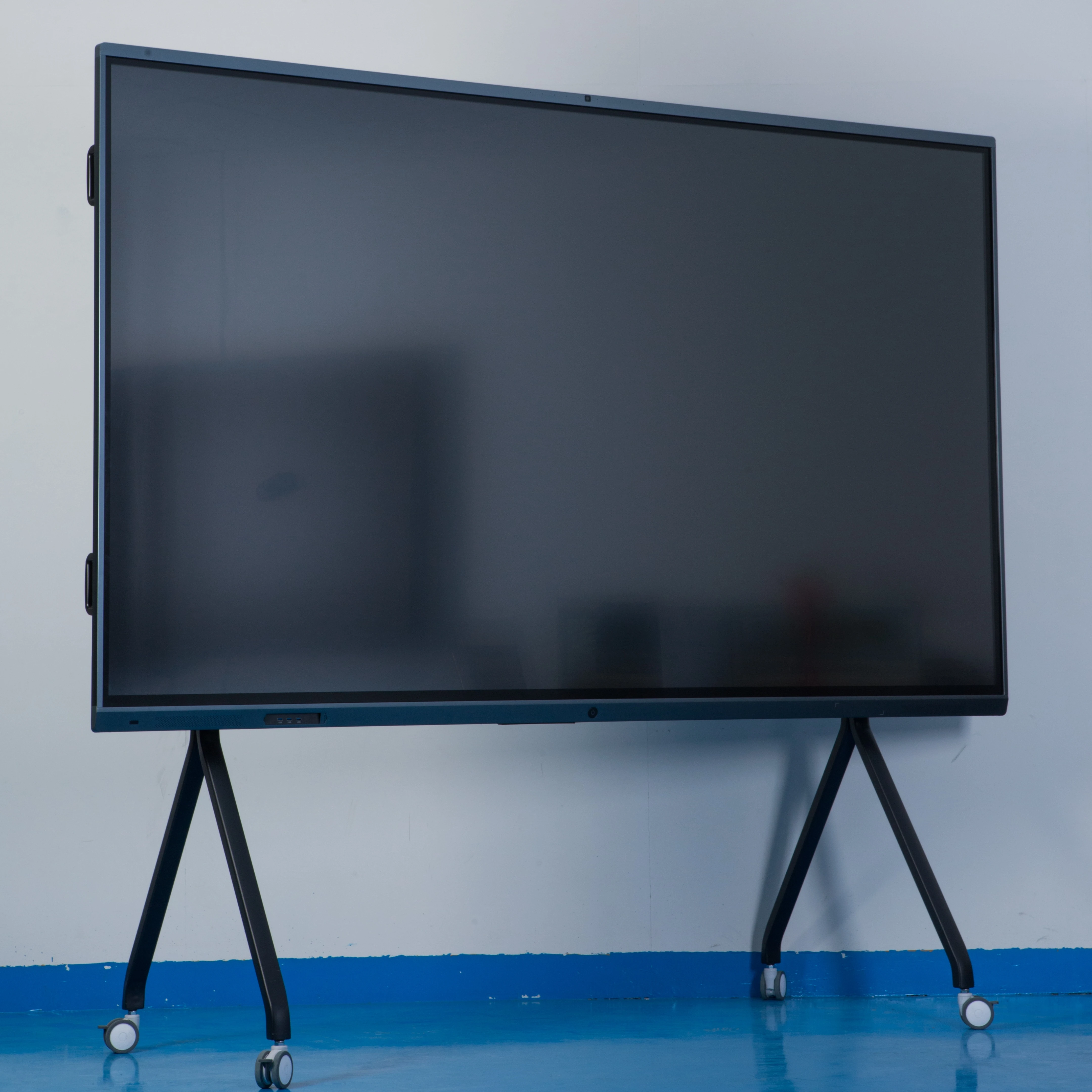 Leaderhub brand multi-functional 75 inch conference flat panel smart interactive boards for school with rotating stand