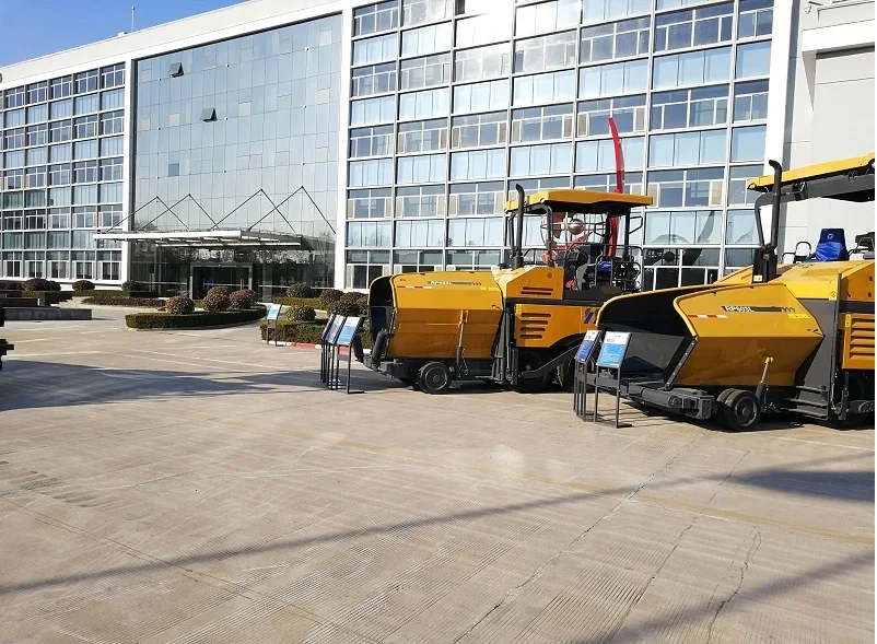 China New Road Paver RP453L 4.5m Crawler Asphalt Concrete Paver in Philippines