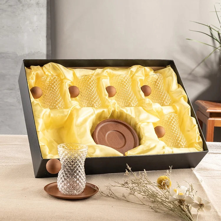 Hot Selling Glass Set in the Middle East Creative Fish Scale Round Wood Ball Handle Heat Resistant Glass Irregular Shape