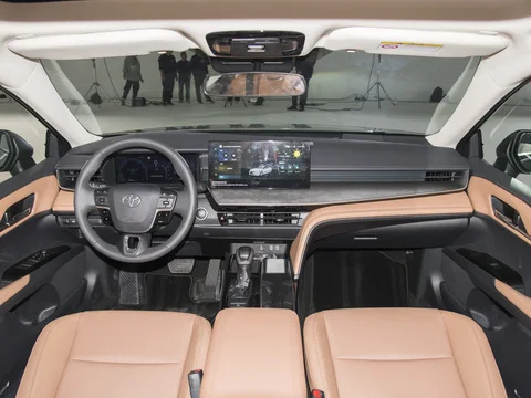 2022 2023 новый автомобиль Camry Tayota Trade Toyata 2.5hg 2.5he Гибридный седан 2 5 q 2.5q 2.5hq для продажи