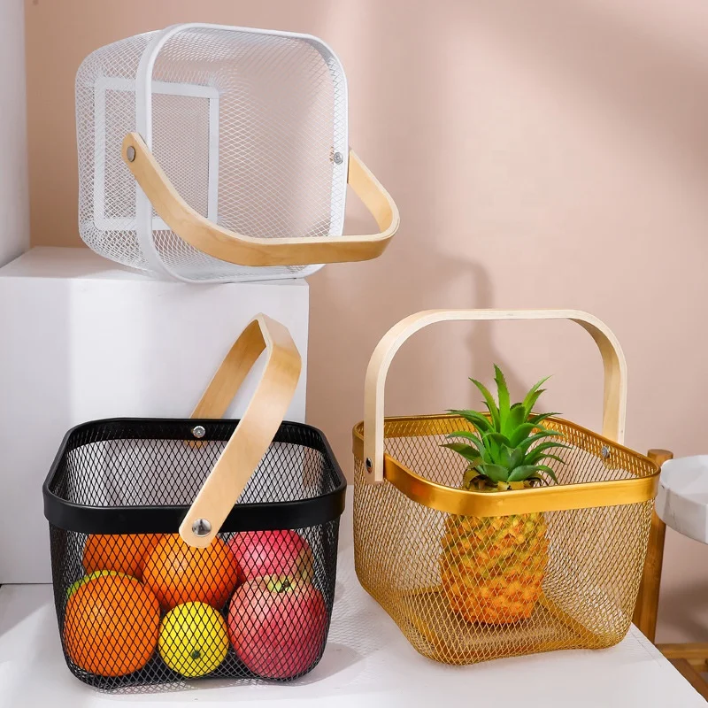 Fruit Basket Creative Countertop Gold Plated Vegetable Mesh Black Metal Kitchen Storage Wire Fruit Basket with Wooden Handle
