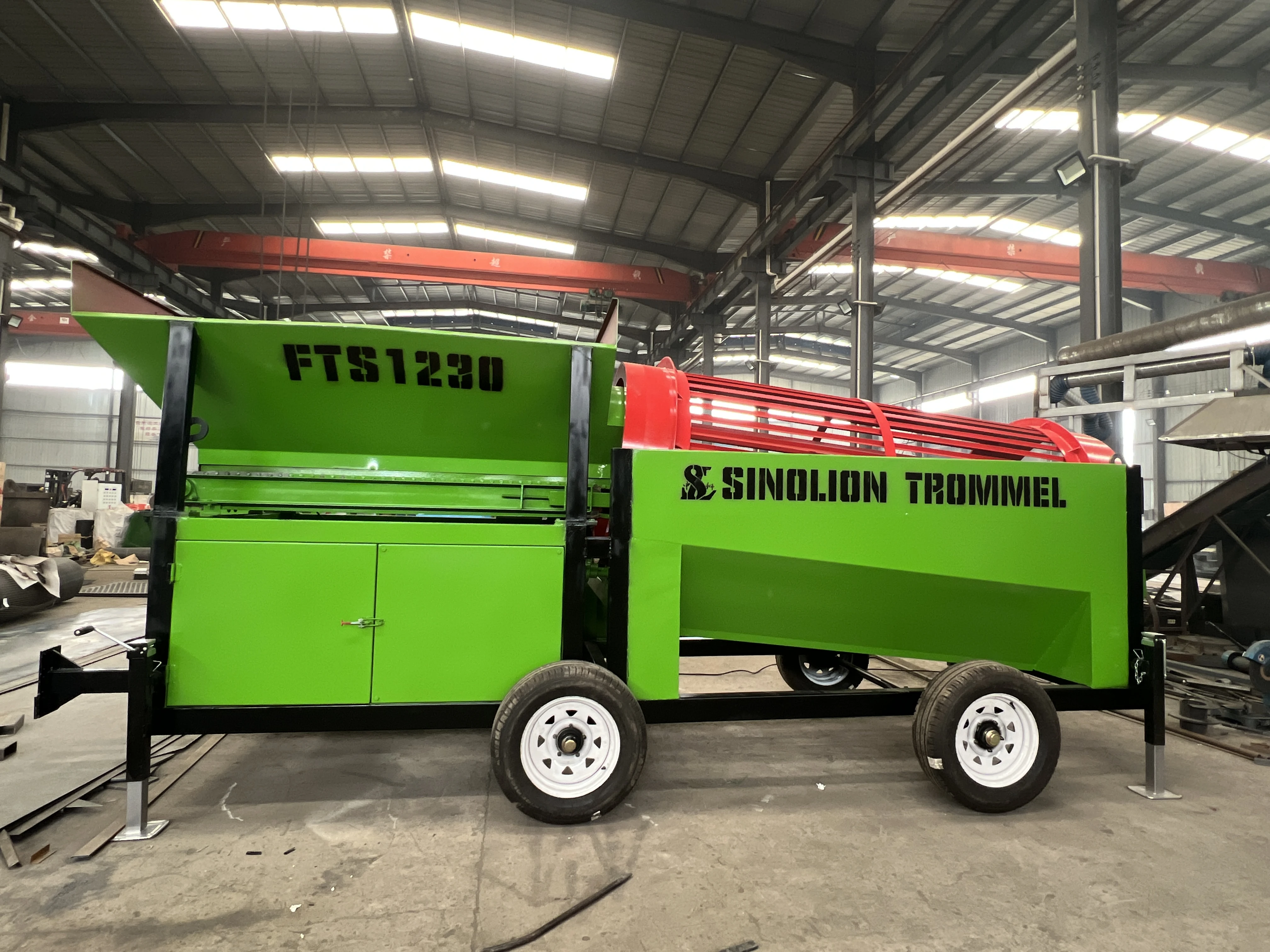 New Large-Capacity Rotary Mobile Firewood Tumbler Efficient